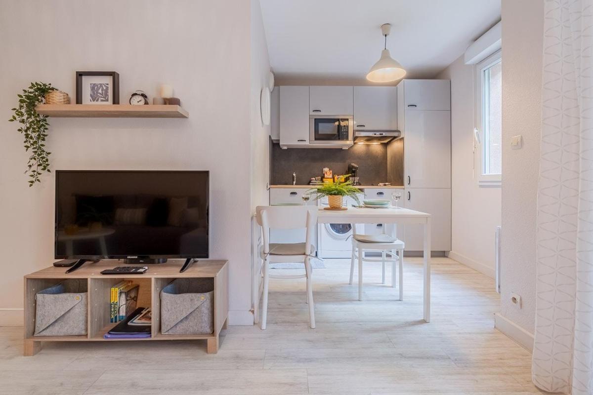 Les Capitouls - Avec Entree Autonome, Clim Neuve, Jardin, Parking Prive & Sa Piscine ! - Apartment Toulouse Exterior photo